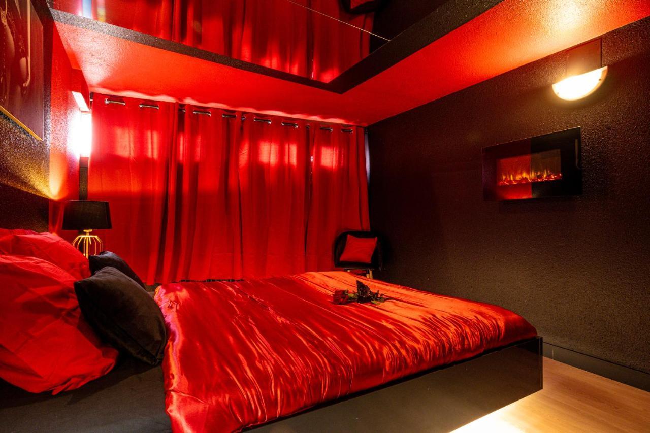 Cocon Sensuel - 50 Nuances - Les Cocons De Nath Apartment Montbéliard Екстериор снимка