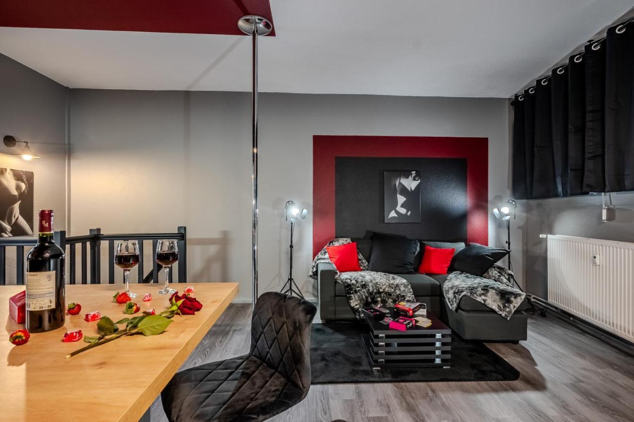 Cocon Sensuel - 50 Nuances - Les Cocons De Nath Apartment Montbéliard Екстериор снимка